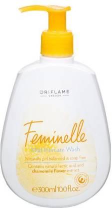 Oriflame Feminelle Chamomile Extract Mild Intimate Wash